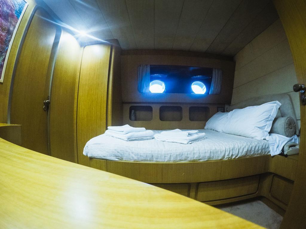 Hotel en barco Yacht Diva *
